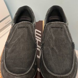 Skechers men's Relaxed Fit 10.5 Black denim Avillo NEW NIB